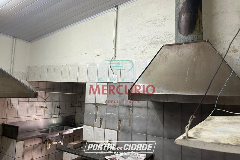 Sal&atilde;o Comercial para alugar - 135m&sup2; - Vila Mesquita
