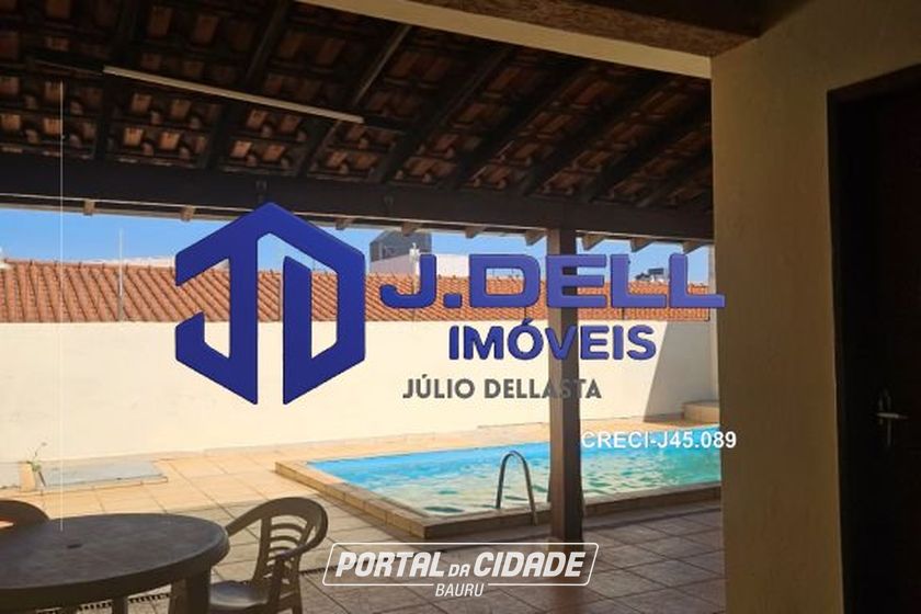 Casa &agrave; venda - 242m&sup2; - Parque Jardim Europa