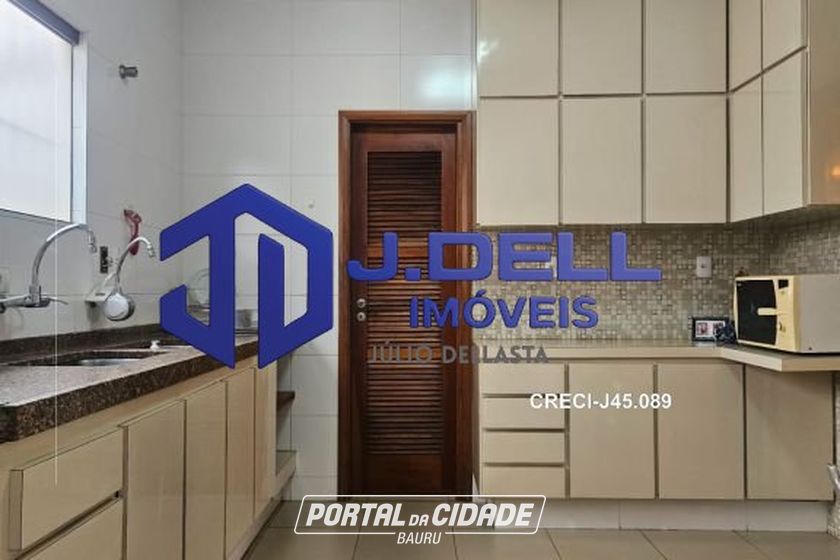 Casa &agrave; venda - 520m&sup2; - Vila Nova Cidade Universitaria