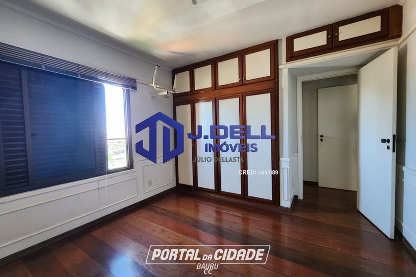 Apartamento &agrave; venda - 440m&sup2; - Centro