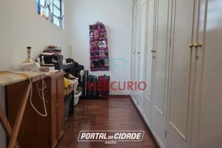 Sobrado &agrave; venda - 243m&sup2; - Vila Altin&oacute;polis