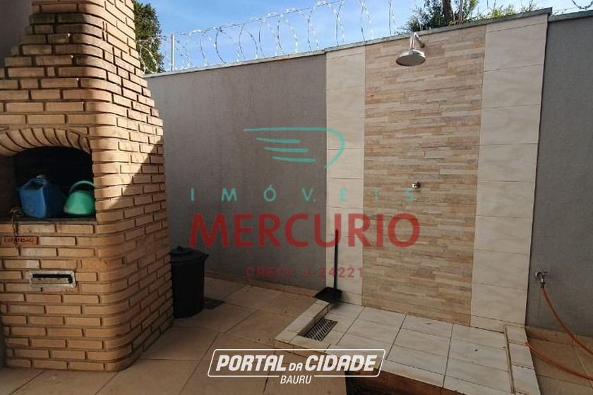 Casa &agrave; venda - 311m&sup2; - Centro