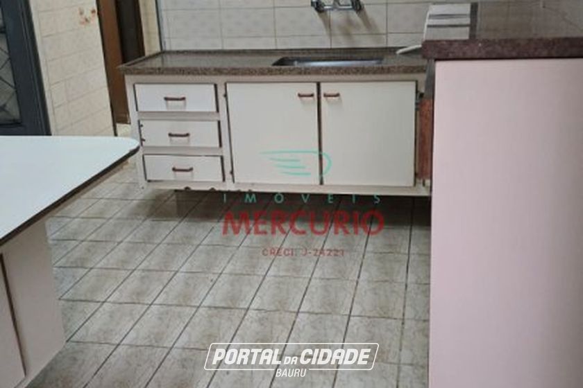 Casa &agrave; venda - 200m&sup2; - Vila Cordeiro