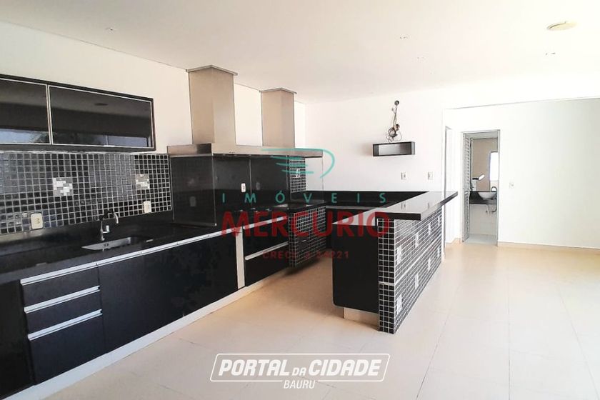 Casa &agrave; venda - 258m&sup2; - Centro