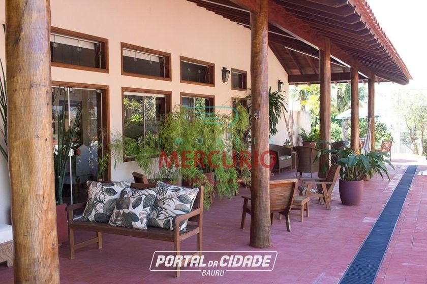Casa &agrave; venda - 952m&sup2; - Jardim Shangri-L&aacute;