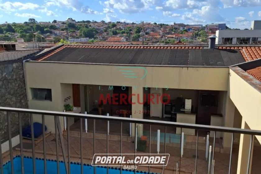 Casa &agrave; venda - 616m&sup2; - Jardim Santana