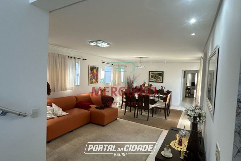 Casa &agrave; venda - 309m&sup2; - Residencial Odete