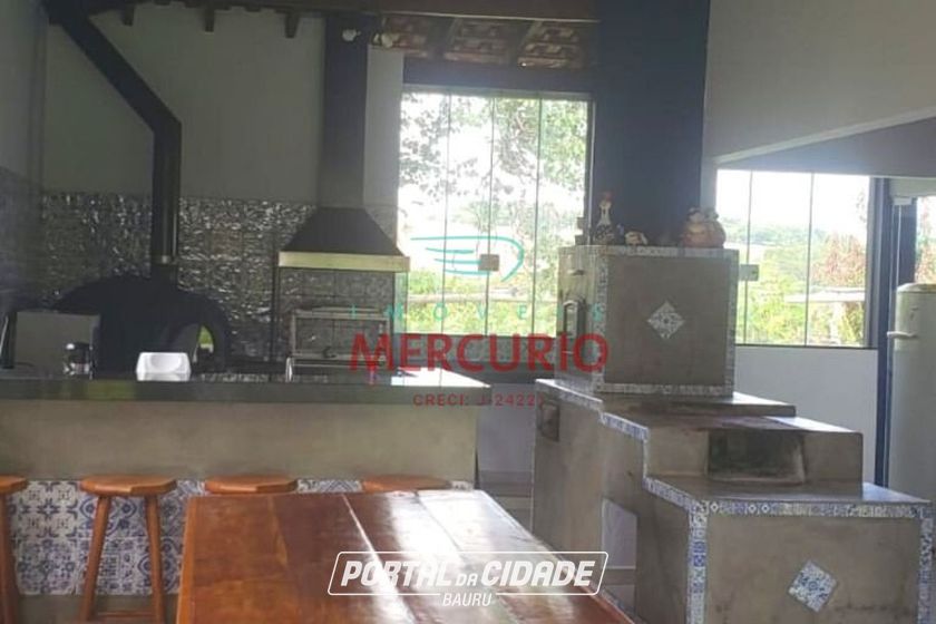 Ch&aacute;cara &agrave; venda - 24000m&sup2; - Piratininga