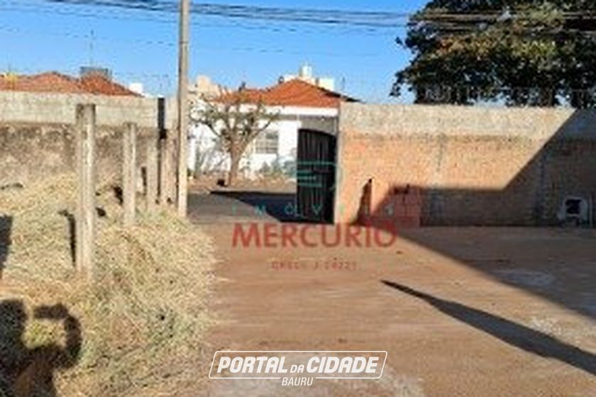 Terreno para alugar - 300m&sup2; - Vila Santo Ant&ocirc;nio