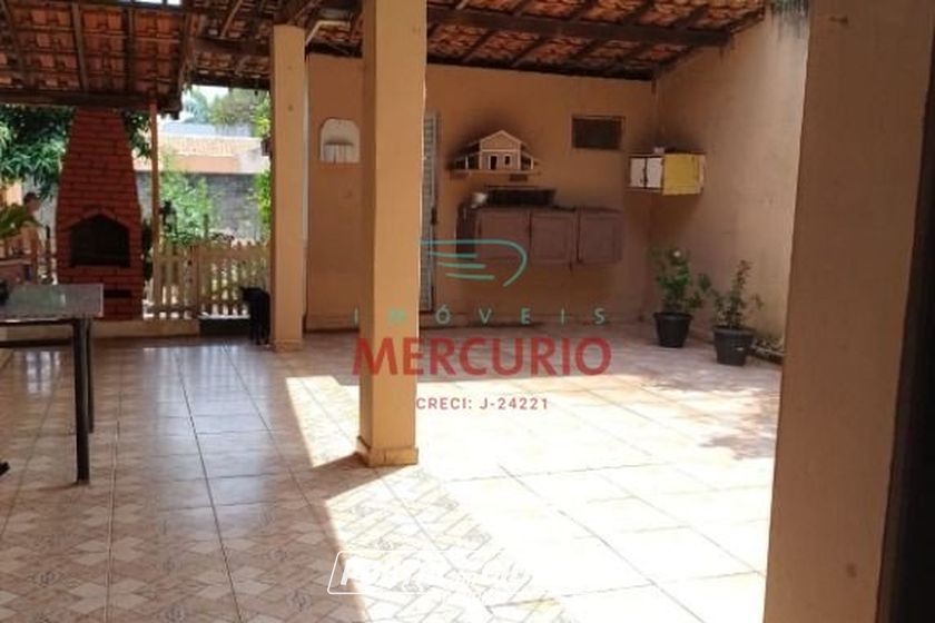 Casa &agrave; venda - 200m&sup2; - Jardim Colonial