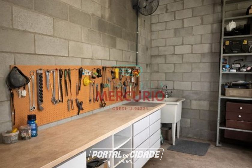 Ch&aacute;cara &agrave; venda - 180m&sup2; - Vila Santa Maria
