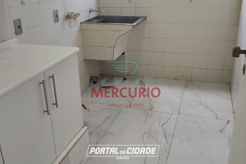 Apartamento &agrave; venda - 220m&sup2; - Centro