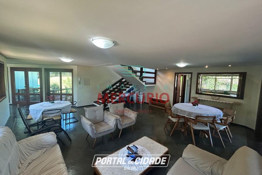 Ch&aacute;cara &agrave; venda - 236m&sup2; - Condom&iacute;nio Real Village