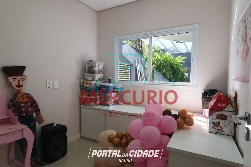 Casa &agrave; venda - 294m&sup2; - Centro