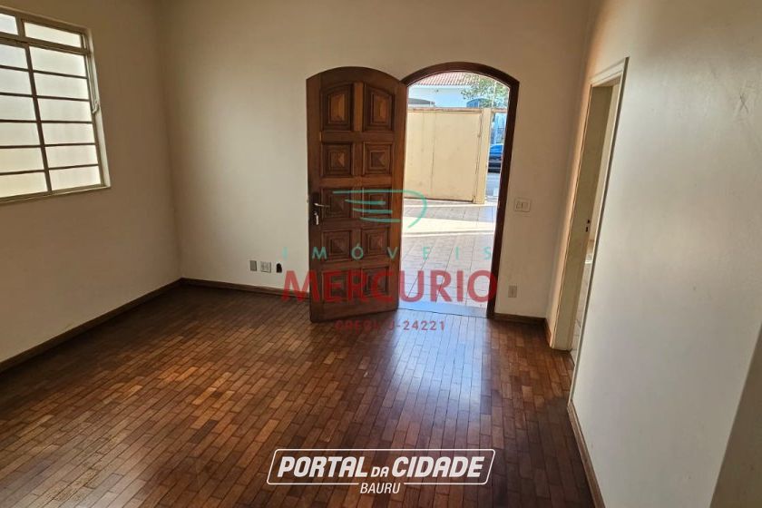 Casa &agrave; venda - 247m&sup2; - Vila Aeroporto Bauru