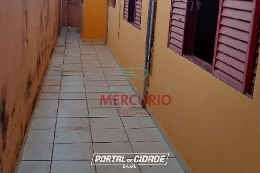 Casa &agrave; venda - 242m&sup2; - Vila Cardia
