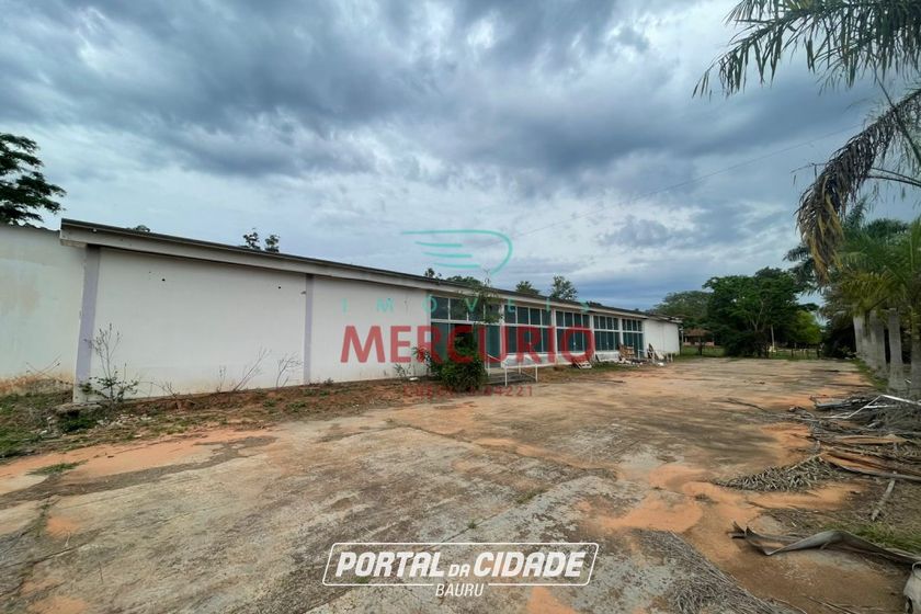 Ch&aacute;cara &agrave; venda - 827m&sup2; - Ch&aacute;caras Piratininga