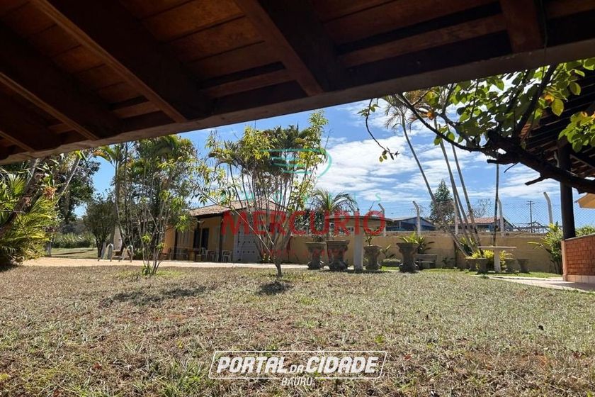 Ch&aacute;cara &agrave; venda - 719m&sup2; - Ch&aacute;caras Bauruenses