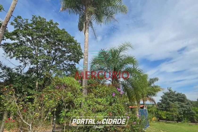 Ch&aacute;cara &agrave; venda - 150m&sup2; - &Aacute;rea Rural de Piratininga