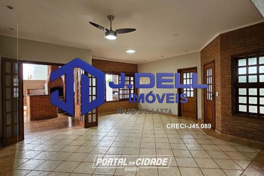 Casa &agrave; venda - 358m&sup2; - Serrao