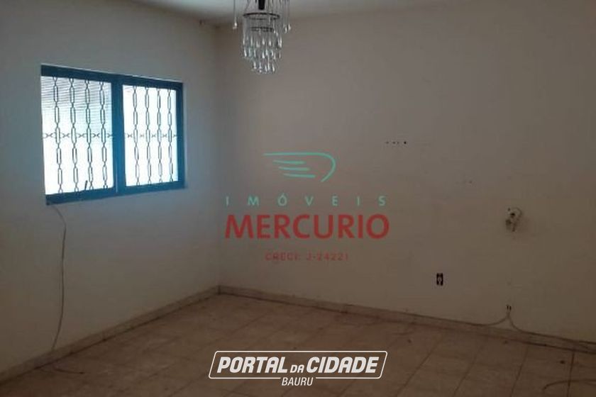 Casa &agrave; venda - 170m&sup2; - Conjunto Habitacional Engenheiro Ot&aacute;vio Rasi
