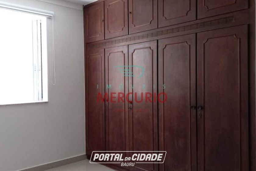 Casa &agrave; venda - 180m&sup2; - Vila Altin&oacute;polis