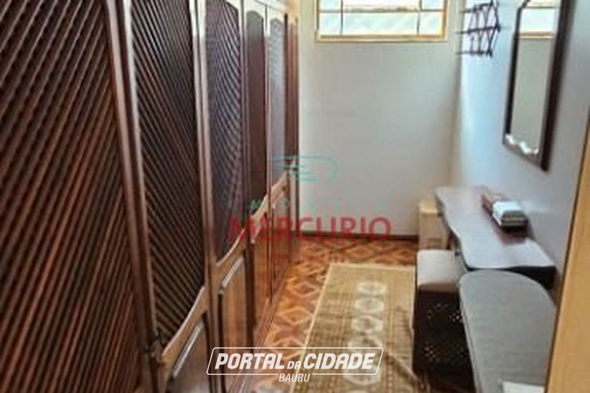 Casa &agrave; venda - 370m&sup2; - Jardim Brasil