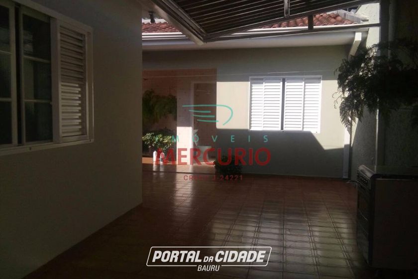 Casa &agrave; venda - 235m&sup2; - Centro