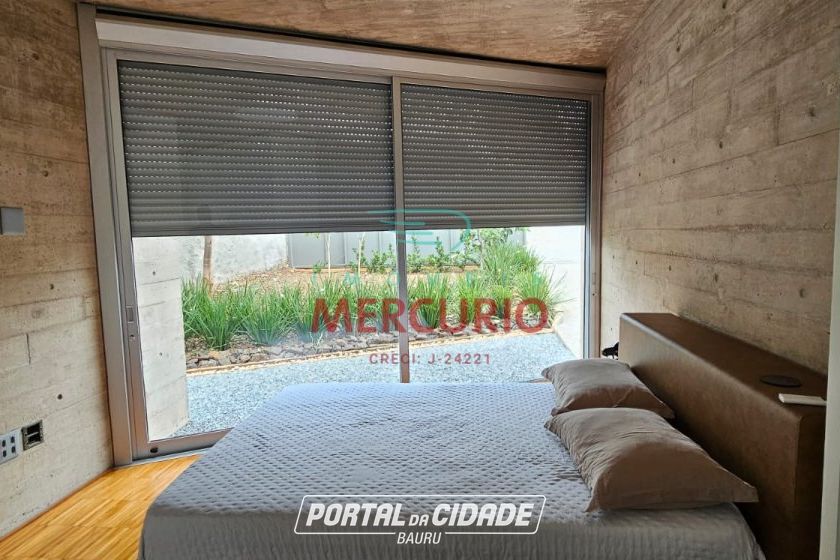 Casa &agrave; venda - 316m&sup2; - Jardim Shangri-L&aacute;