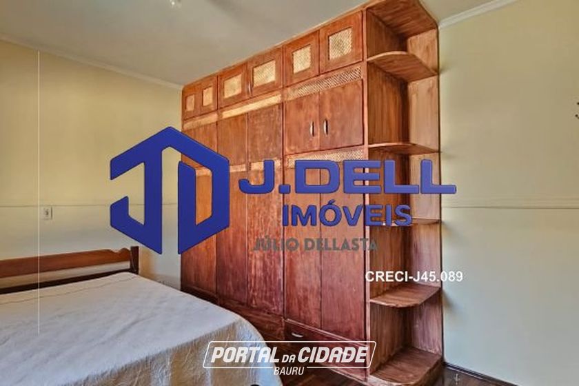 Casa &agrave; venda - 242m&sup2; - Parque Jardim Europa