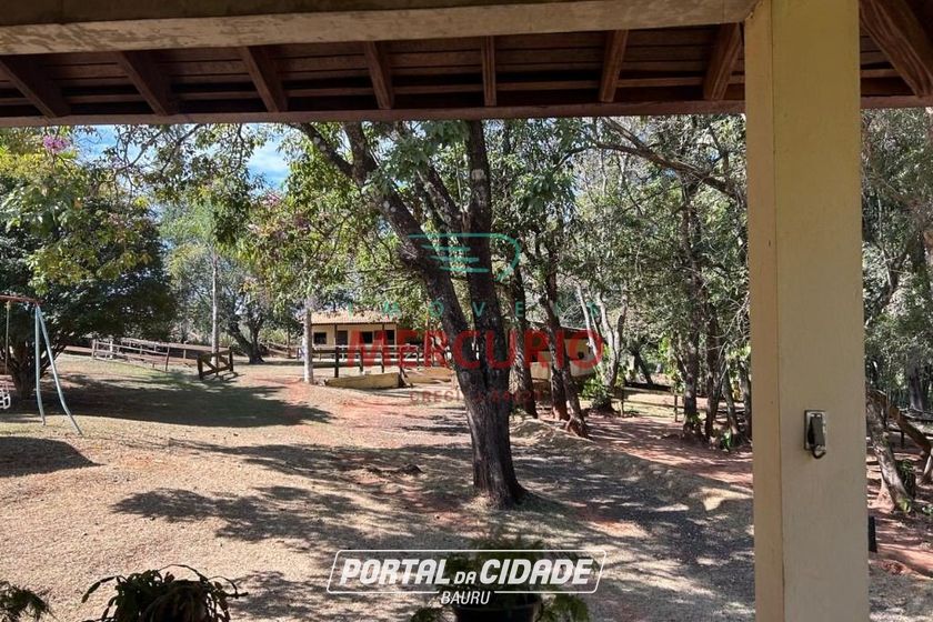 Ch&aacute;cara &agrave; venda - 719m&sup2; - Ch&aacute;caras Bauruenses