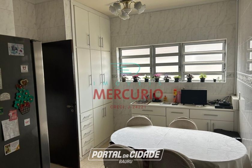 Casa &agrave; venda - 325m&sup2; - Vila Santa Tereza