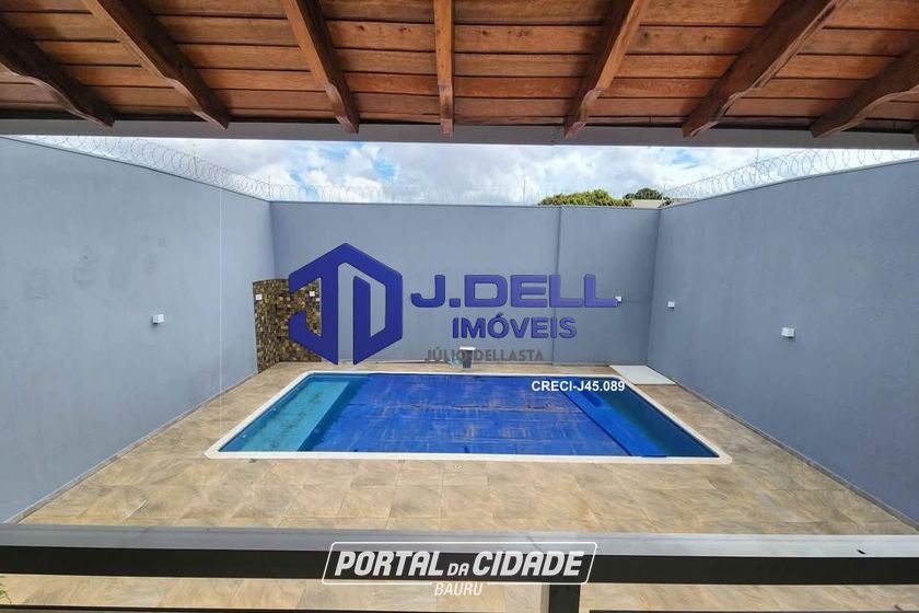 Casa &agrave; venda - 330m&sup2; - Vila Nova Santa Luzia