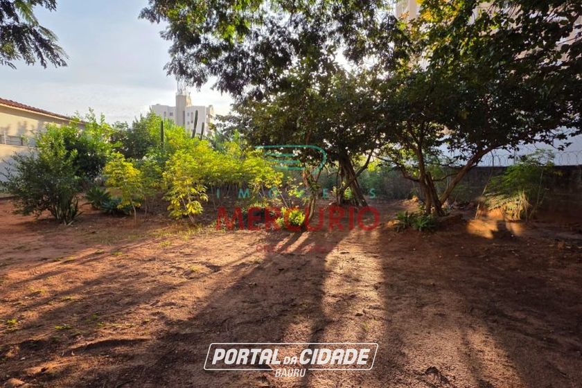 Terreno &agrave; venda - 592m&sup2; - Vila Nova Cidade Universit&aacute;ria