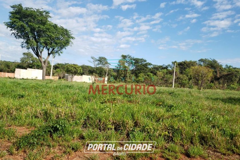 Terreno &agrave; venda - 300m&sup2; - Vale do Igap&oacute;