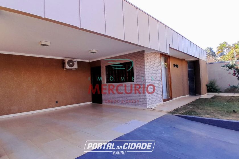 Casa &agrave; venda - 258m&sup2; - Centro