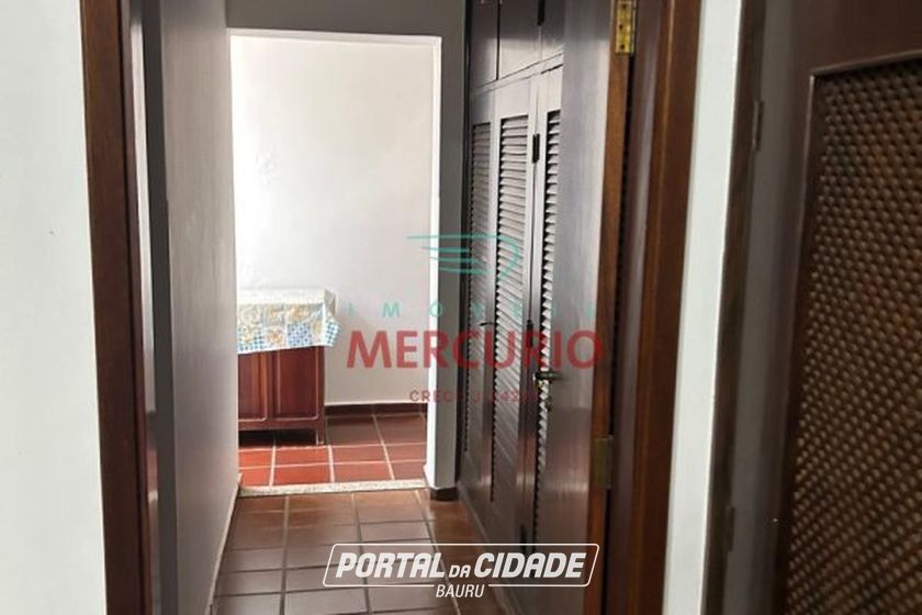 Casa &agrave; venda - 325m&sup2; - Vila Santa Tereza
