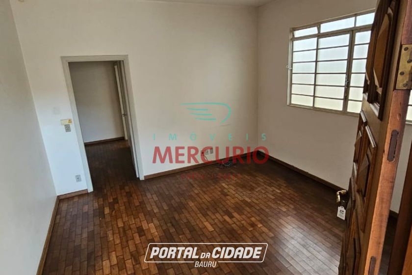 Casa &agrave; venda - 247m&sup2; - Vila Aeroporto Bauru