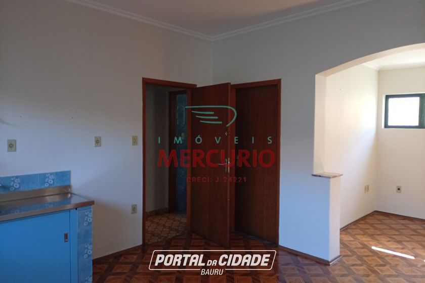 Casa &agrave; venda - 301m&sup2; - Centro