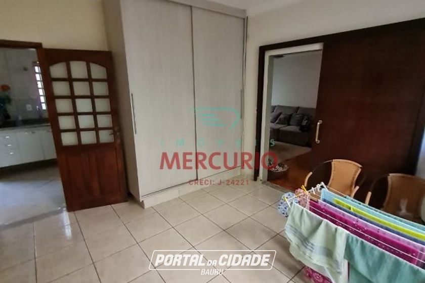 Casa &agrave; venda - 210m&sup2; - Vila Nova Cidade Universit&aacute;ria
