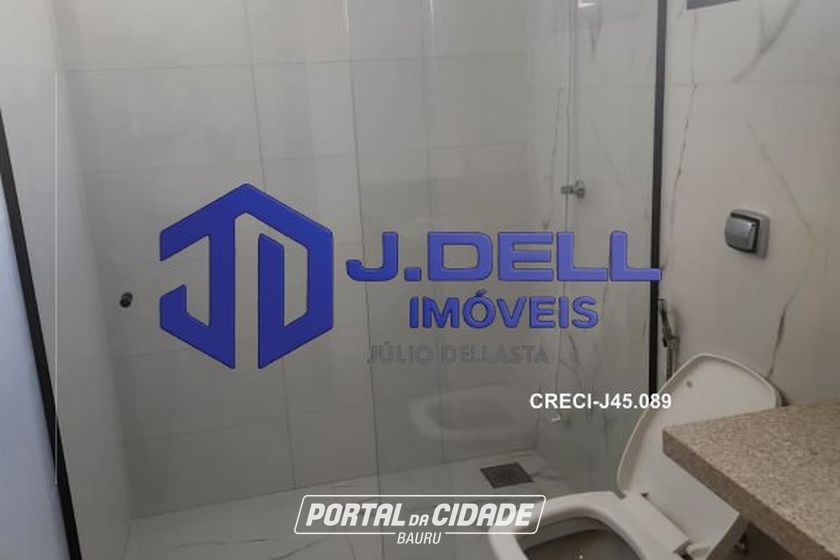 Casa &agrave; venda - 300m&sup2; - Centro