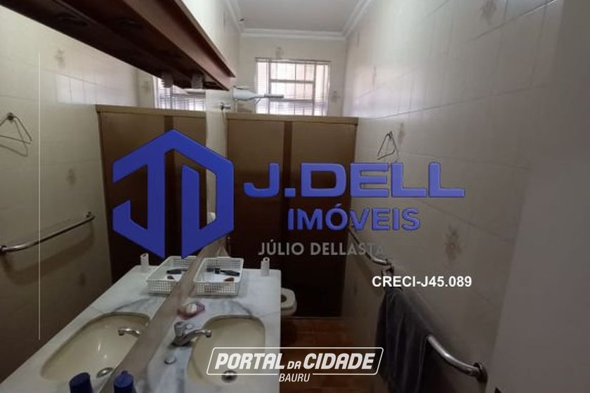 Casa &agrave; venda - 538m&sup2; - Vila Guedes de Azevedo
