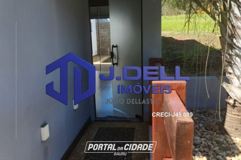 Casa &agrave; venda - 300m&sup2; - Centro