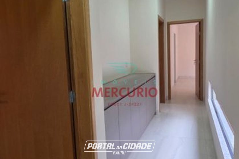 Casa &agrave; venda - 200m&sup2; - Morada Do Sol