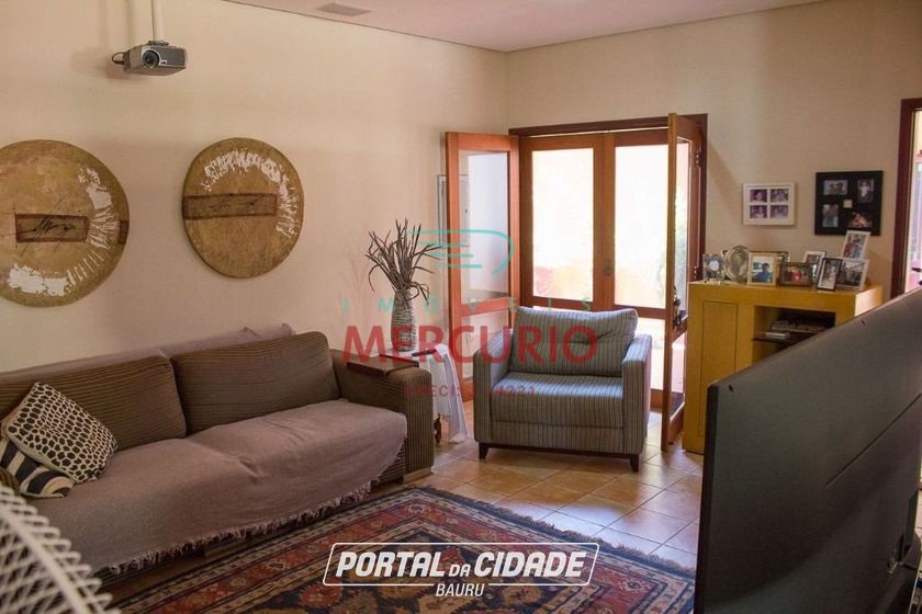 Casa &agrave; venda - 952m&sup2; - Jardim Shangri-L&aacute;