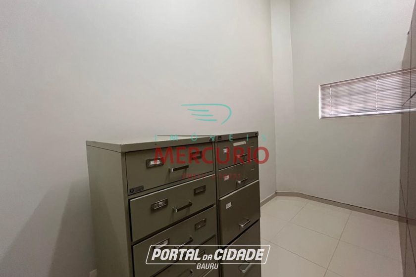 Sala Comercial para alugar - 140m&sup2; - Vila Flores