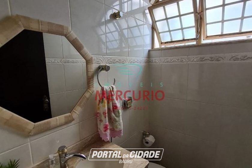 Casa &agrave; venda - 210m&sup2; - Vila Nova Cidade Universit&aacute;ria