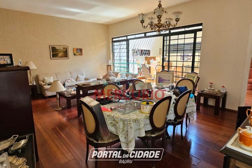 Casa &agrave; venda - 669m&sup2; - Vila Silva Pinto