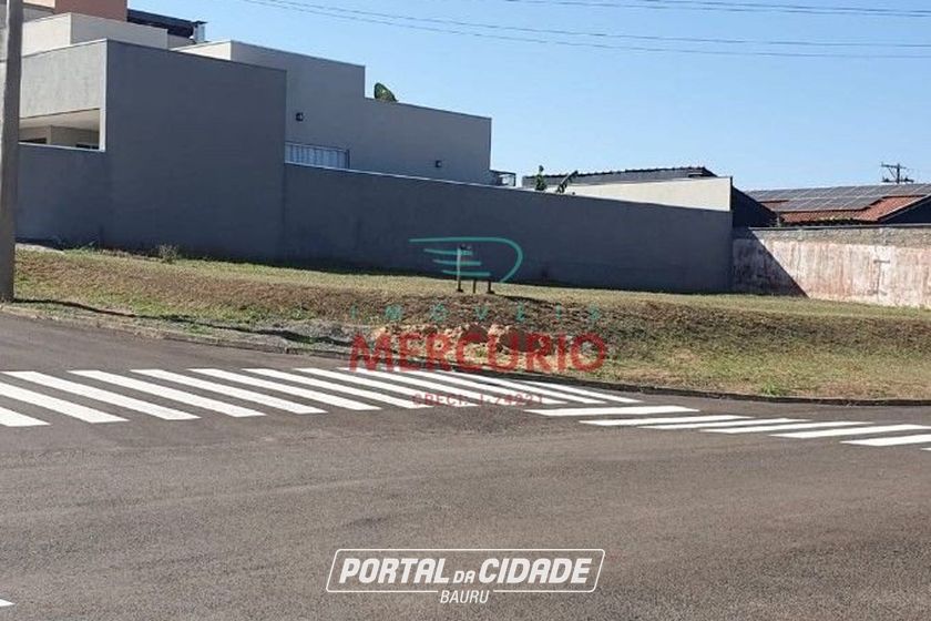 Terreno &agrave; venda - 450m&sup2; - Jardim Marab&aacute;