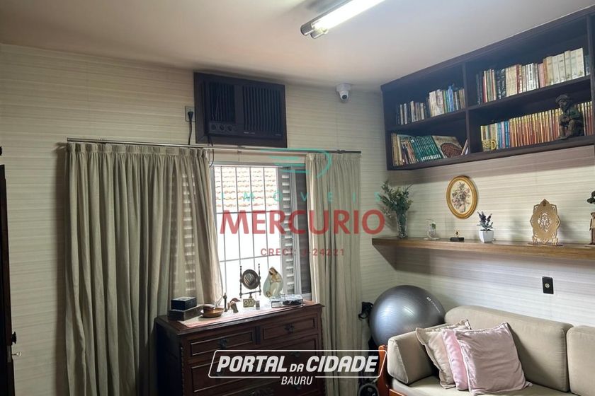 Casa &agrave; venda - 325m&sup2; - Vila Santa Tereza